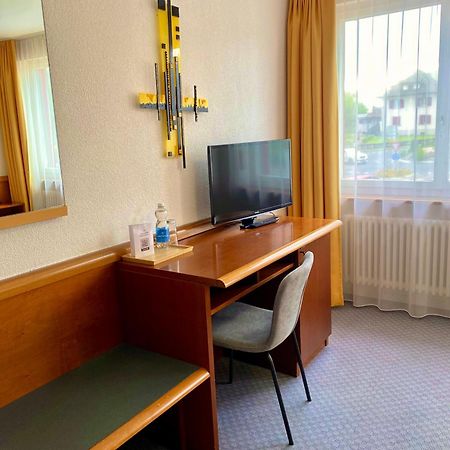 Hotel Zum Roten Loewen Hildisrieden Kültér fotó